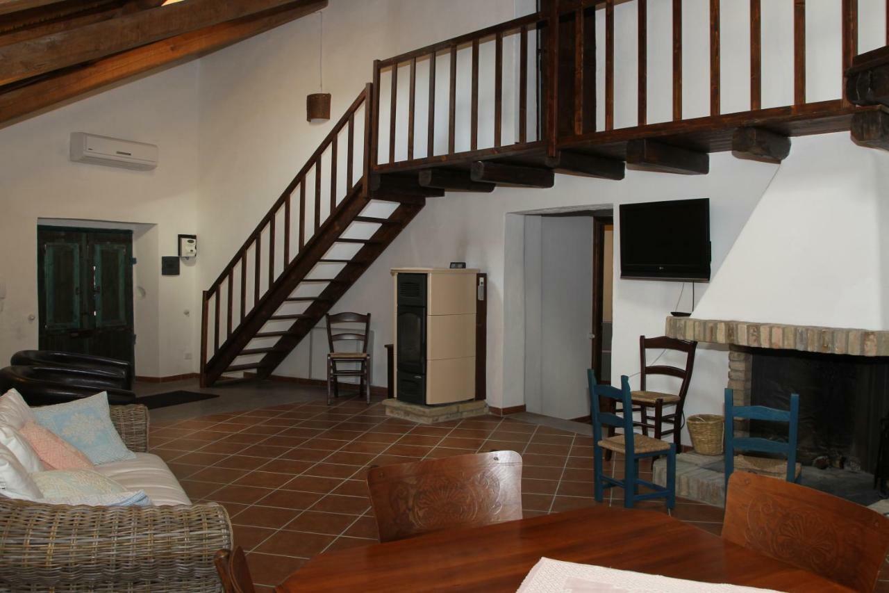 B&B Charme Sa Pardina Orroli ภายนอก รูปภาพ